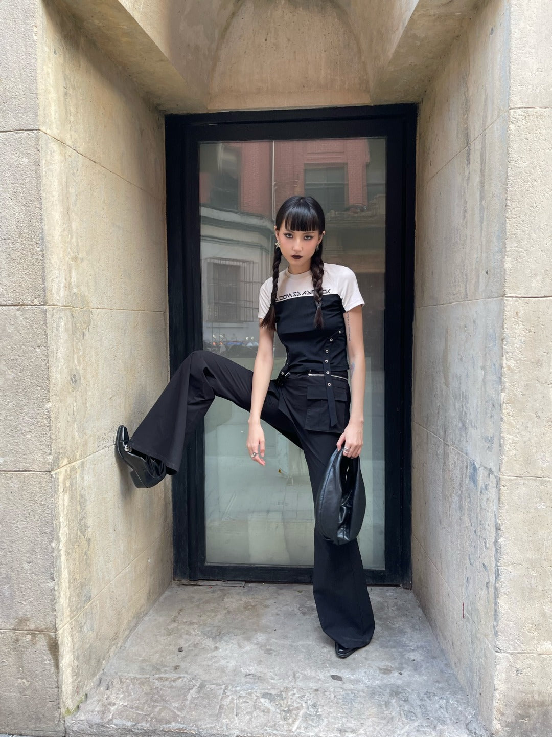 uhot 杏色黑色拼接短袖