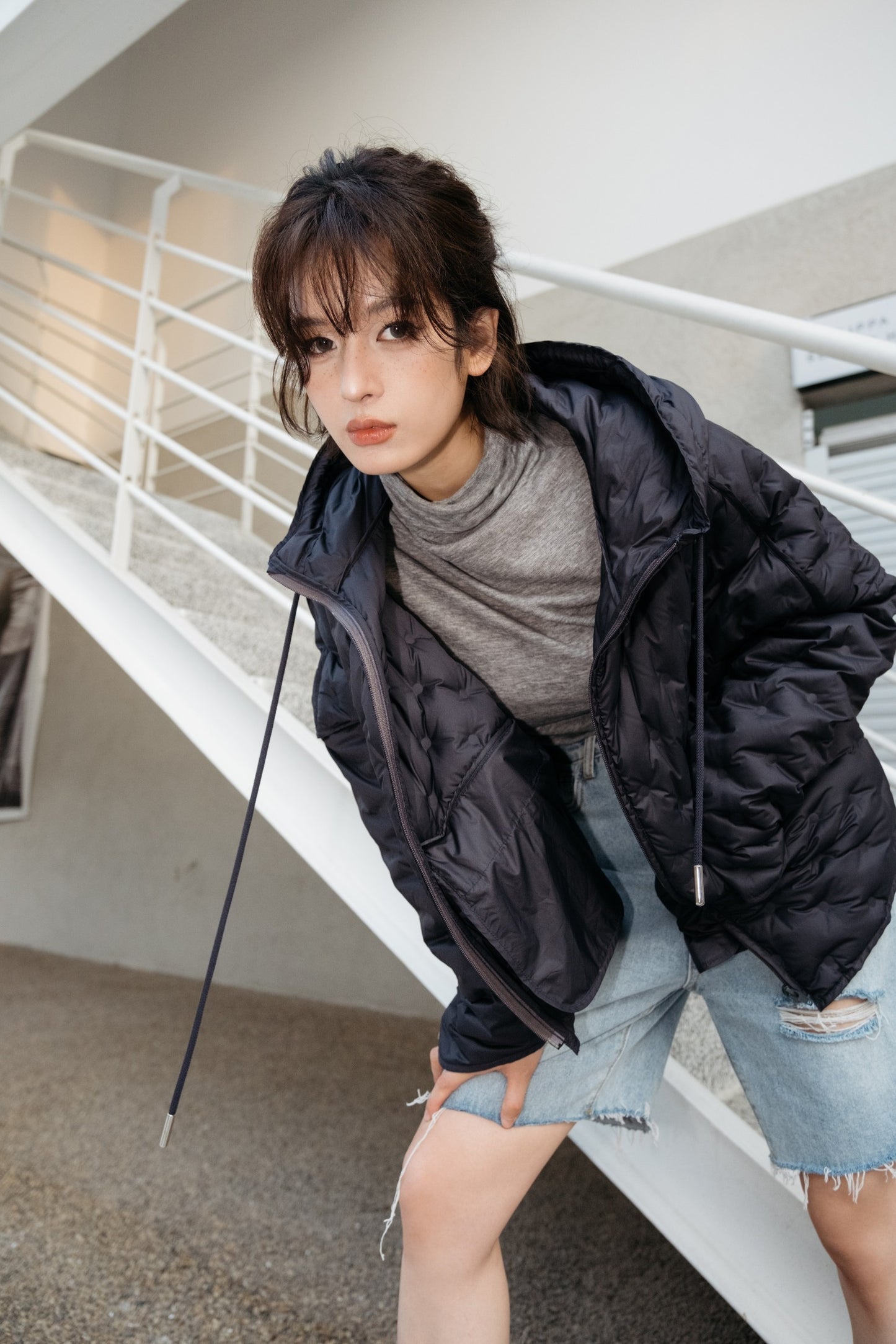 EOEZ深灰色鹅绒服EZY3069