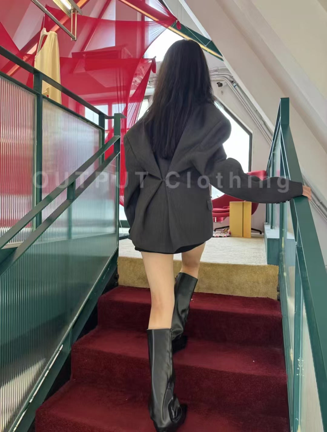 LEE WÉI 皮草围脖廓形西装
