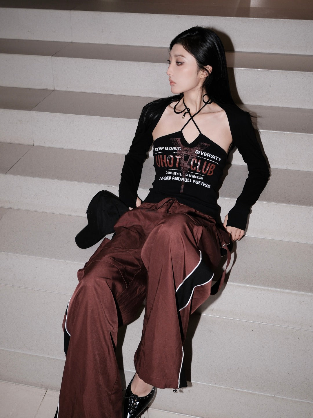 uhot 砖红色长裤