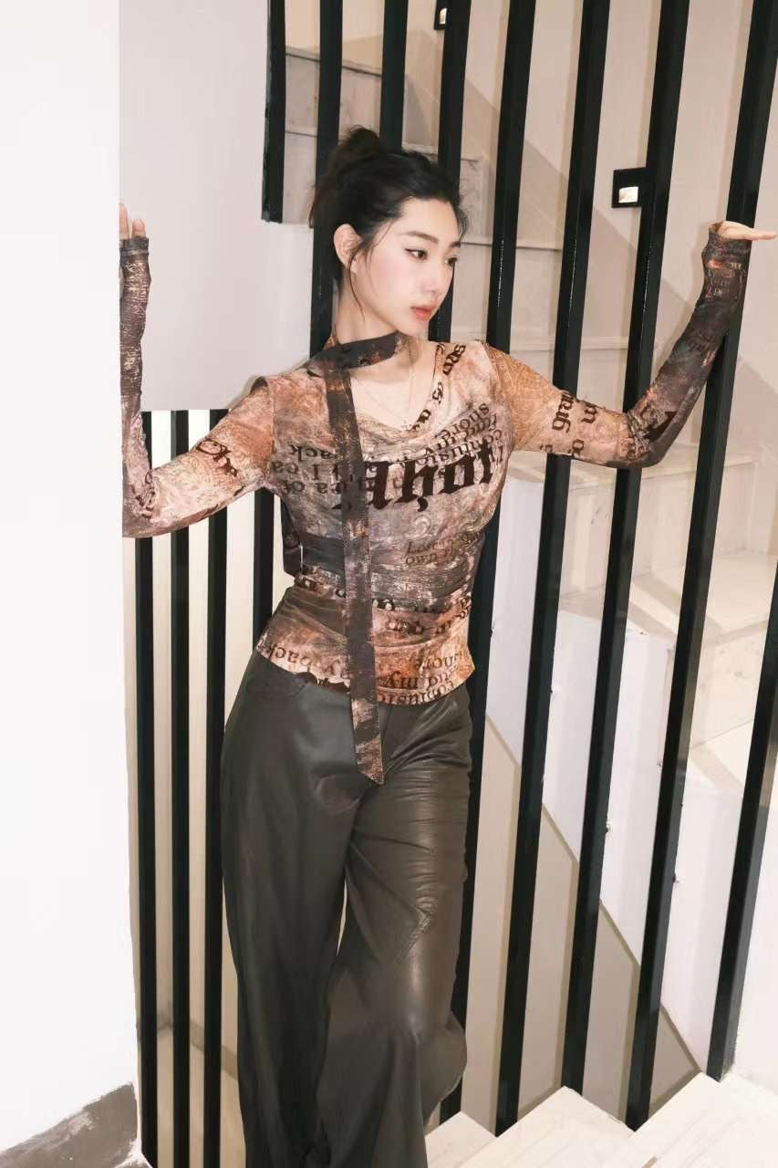 UHOT 挂脖网纱衣