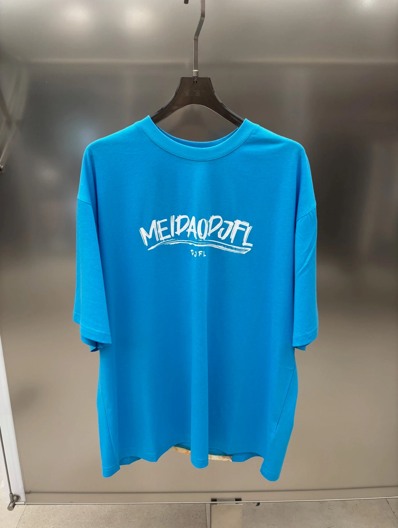 djfl蓝色动物T恤