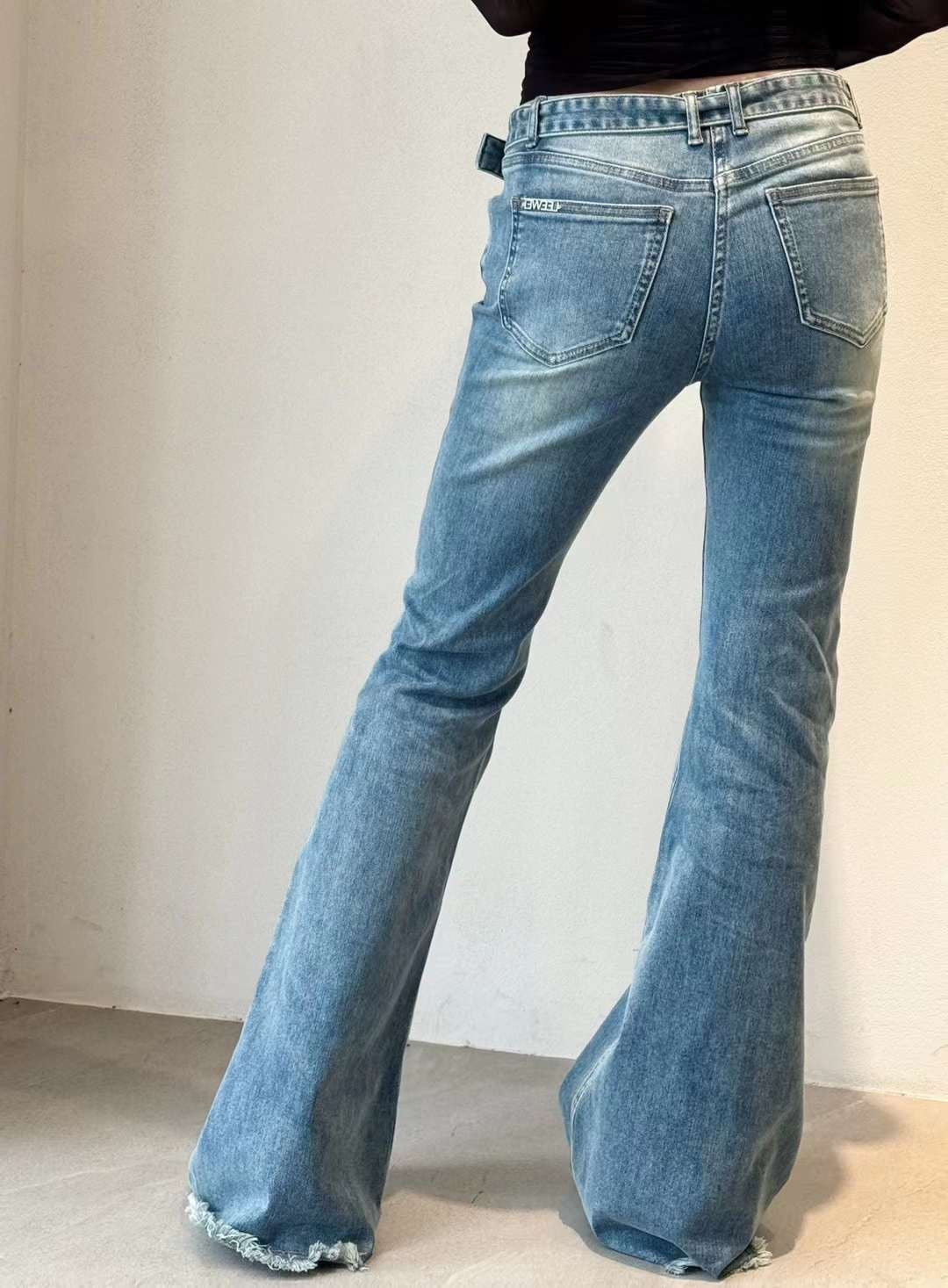 LEE WÉI金属扣腰带牛仔喇叭裤