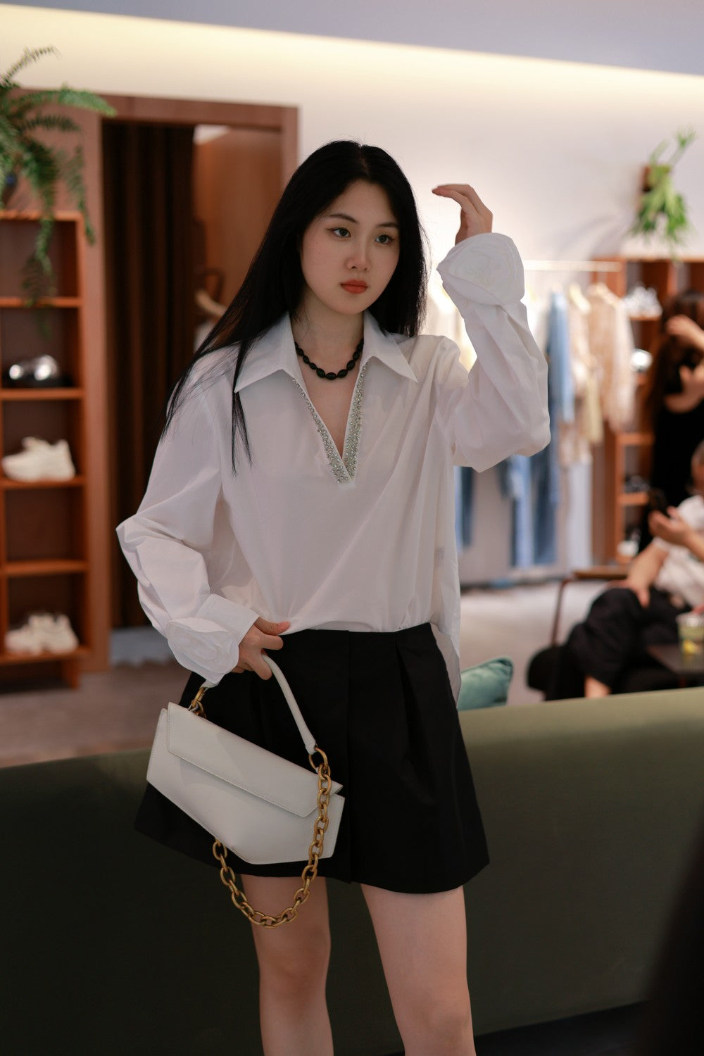 Lamerry 碎钻v领白衬衫