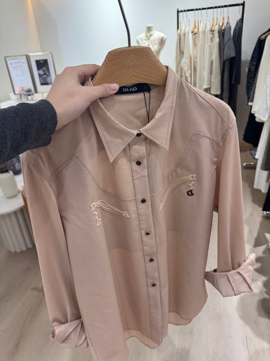 diad长裤棕色衬衫